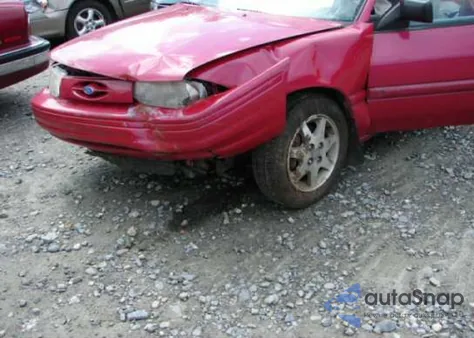 1996 Ford Escort из США, поврежденный, VIN 3FASP11J6TR158841